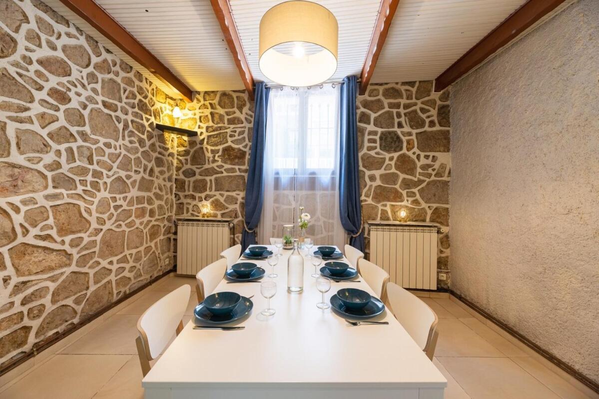 Maison De Familiale, 5 Chambres, Terrasse, A 20 Minutes Du Centre Nizza
